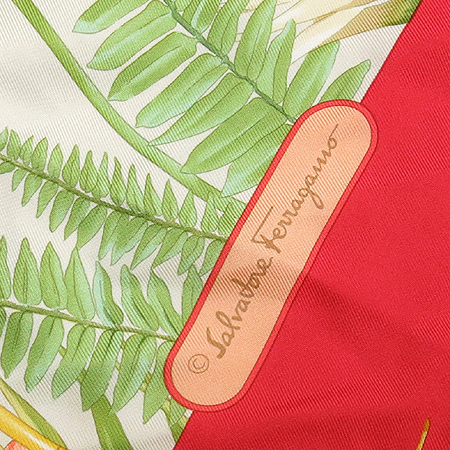 Ferragamo(��󰡸�) 100% ��ũ ��ī�� �̹���4 - ���̺��� �߰���ǰ