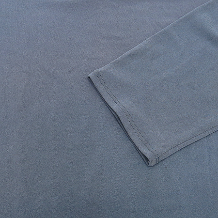 Emporio Armani(�������� �Ƹ�����) �׷����÷� V�� Ƽ �̹���3 - ���̺��� �߰���ǰ