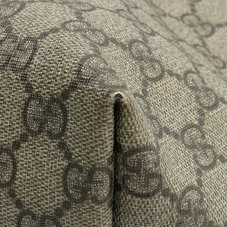 Gucci(����) 211137 GG�ΰ� PVC ����� Ʈ���� ���� ����� [�б�������] �̹���4 - ���̺��� �߰���ǰ