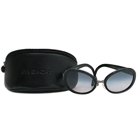 �����  ���۶�