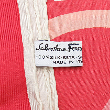 Ferragamo(��󰡸�) 100% ��ũ ��ī�� [�λ꼾�Һ���] �̹���4 - ���̺��� �߰���ǰ