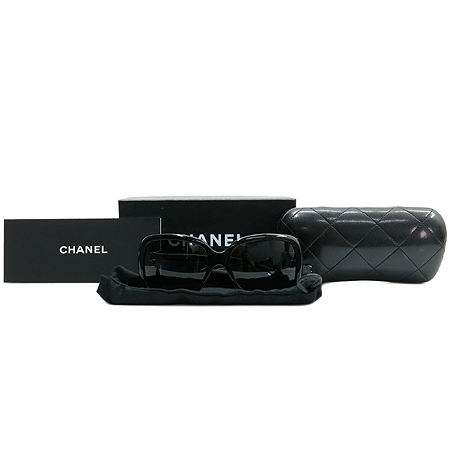 ����  ���۶�