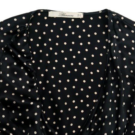 Blumarine(���縶��) ��Ʈ���� ��ũ ���ǽ� (�㸮��set) �̹���3 - ���̺��� �߰���ǰ