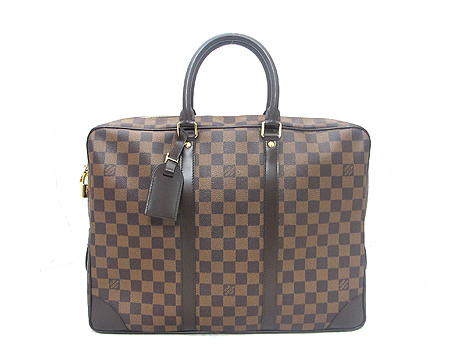 ���̺���  ��Ʈ��