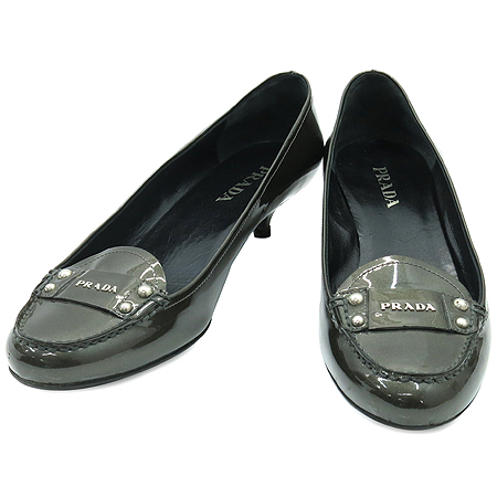 �����  ����