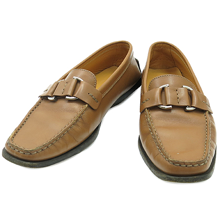 ����  ����