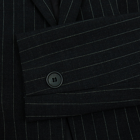 Emporio Armani(�������� �Ƹ�����) �����÷� ���� �̹���3 - ���̺��� �߰���ǰ