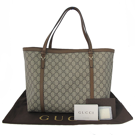 ����  �����