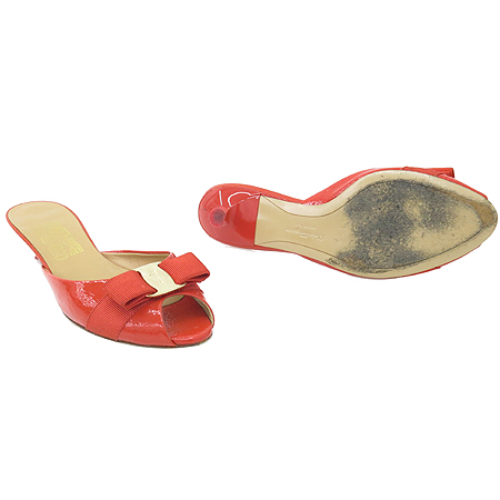 Ferragamo(��󰡸�) ������ ���̴�Ʈ ���� �ٶ� ��� ������ ���� �̹���4 - ���̺��� �߰���ǰ