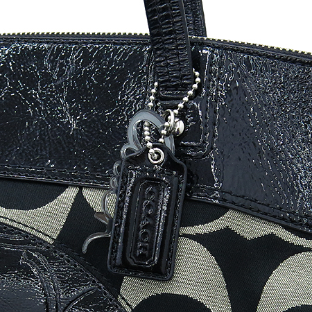 Coach(��ġ) �ñ׳��� ���� ���̴�Ʈ ȥ�� ����� �̹���3 - ���̺��� �߰���ǰ