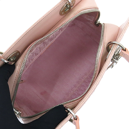 Dior(ũ����î���) VEA44594 ��� ���� ��Ʈ�� �̹���6 - ���̺��� �߰���ǰ