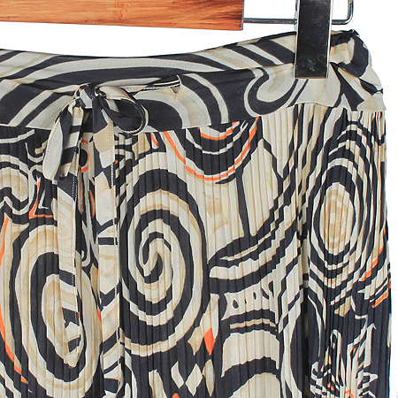 Etro(��Ʈ��) ��Ƽ�÷� ���ڵ�� �ָ� ��ĿƮ �̹���2 - ���̺��� �߰���ǰ