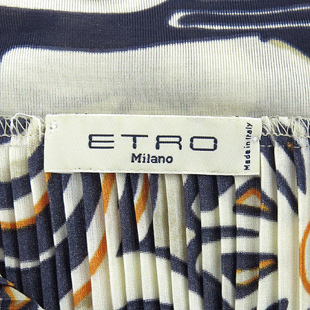 Etro(��Ʈ��) ��Ƽ�÷� ���ڵ�� �ָ� ��ĿƮ �̹���4 - ���̺��� �߰���ǰ