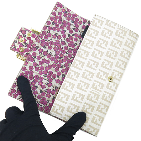 Fendi(���) 8M0021 �ΰ� ���̺��� PVC ������ �̹���4 - ���̺��� �߰���ǰ