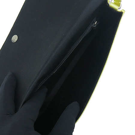 Prada(�����) B10868 ��ũ Ŭ��ġ�� ����� �̹���5 - ���̺��� �߰���ǰ