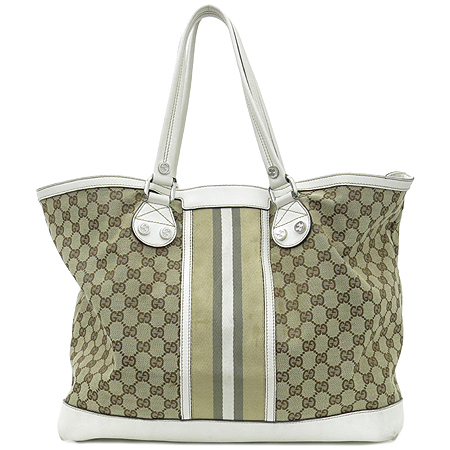 ����  �����