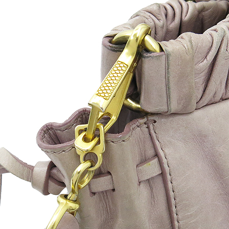 MiuMiu(�̿�̿�) RT0383 VITERLLO LUX �ε� ��ũ �÷� 2WAY �̹���4 - ���̺��� �߰���ǰ