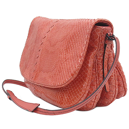 BOTTEGAVENETA(���װ�����Ÿ) 256319 PYTHONE(������) ũ�ν��� [��������] �̹���3 - ���̺��� �߰���ǰ