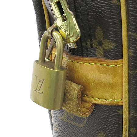 Louis Vuitton(���̺���) M40226 ���׷� ĵ���� ������ ��ť��Ʈ ������ ��Ʈ�� �̹���5 - ���̺��� �߰���ǰ