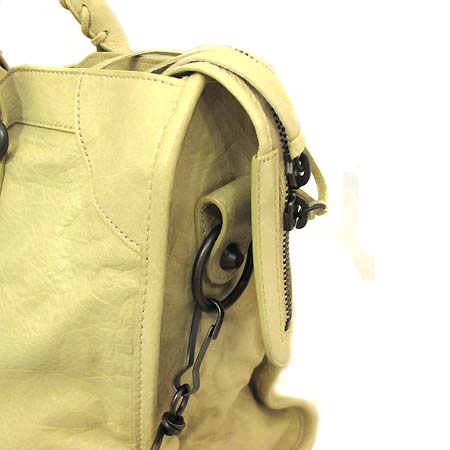 Balenciaga(�߷��þư�) 115748 CLASSIC (Ŭ����) CITY (��Ƽ) ���̺��� 2WAY + �����ſ� [��õ ������] �̹���4 - ���̺��� �߰���ǰ