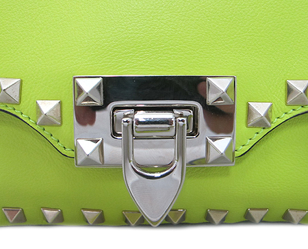 VALENTINO(�߷�Ƽ��) ���� ���͵� ��� ũ�ν��� [�д����] �̹���5 - ���̺��� �߰���ǰ