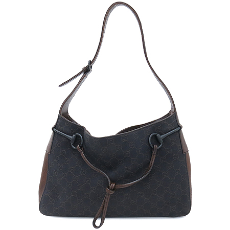 ����  �����