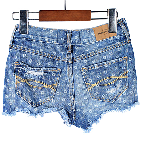 Abercrombie(�ƺ�ũ�Һ�) �Ƶ��� ���� ������ �̹���4 - ���̺��� �߰���ǰ