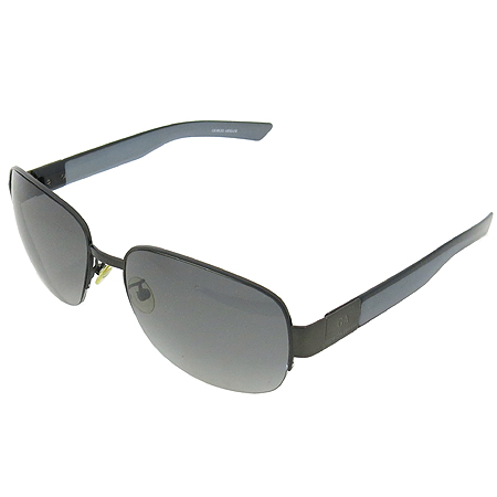 �Ƹ�����  ���۶�