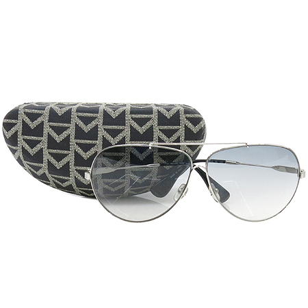 ����Ŭ�ھ  ���۶�