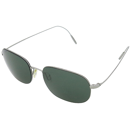 �Ƹ�����  ���۶�