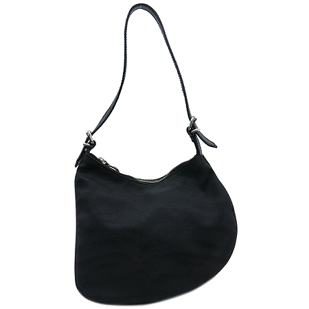 ���  �����