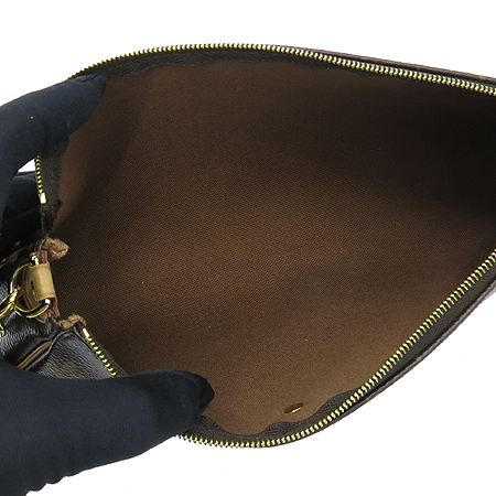 Louis Vuitton(���̺���) M95567 ���׷� ĵ���� ����Ŭ��ġ 2WAY [��������] �̹���6 - ���̺��� �߰���ǰ