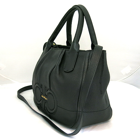 Ferragamo(��󰡸�) ���� ���� ���� ��ġ�� �ΰ� Salvatore(����䷹) 2WAY [�ϻ����] �̹���3 - ���̺��� �߰���ǰ