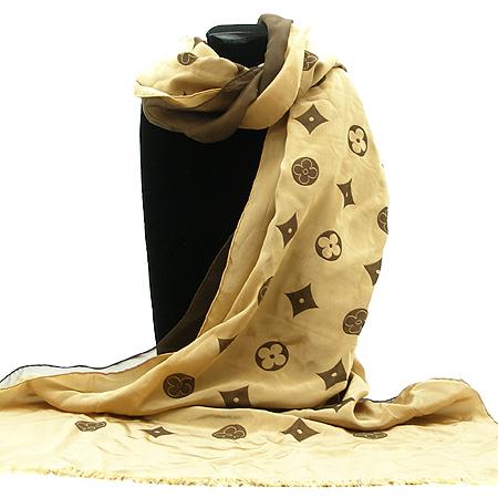 ���̺���  ���÷�