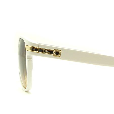 Dior(ũ����î���) ���� �ΰ� ���� ���۶� �̹���5 - ���̺��� �߰���ǰ