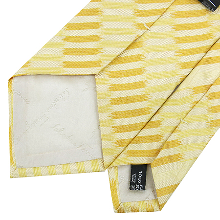 Ferragamo(��󰡸�) 100% ��ũ ��Ÿ�� �̹���5 - ���̺��� �߰���ǰ