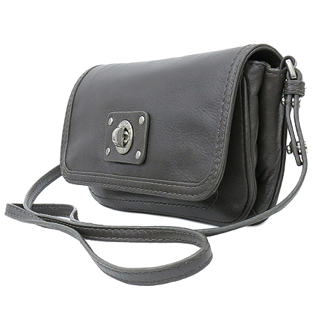 Marc Jacobs(��ũ���̸�ũ�����߽�) M3113411 �׷��� ���� �̴� ũ�ν��� �̹���2 - ���̺��� �߰���ǰ