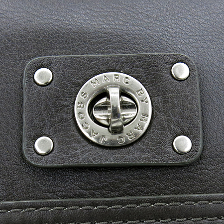 Marc Jacobs(��ũ���̸�ũ�����߽�) M3113411 �׷��� ���� �̴� ũ�ν��� �̹���3 - ���̺��� �߰���ǰ