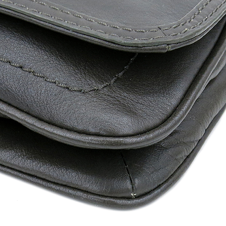 Marc Jacobs(��ũ���̸�ũ�����߽�) M3113411 �׷��� ���� �̴� ũ�ν��� �̹���4 - ���̺��� �߰���ǰ