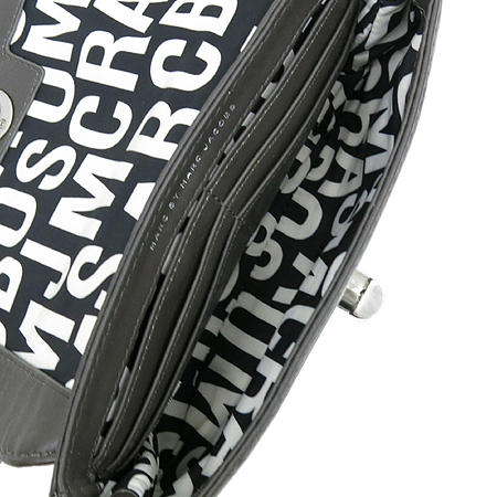 Marc Jacobs(��ũ���̸�ũ�����߽�) M3113411 �׷��� ���� �̴� ũ�ν��� �̹���5 - ���̺��� �߰���ǰ