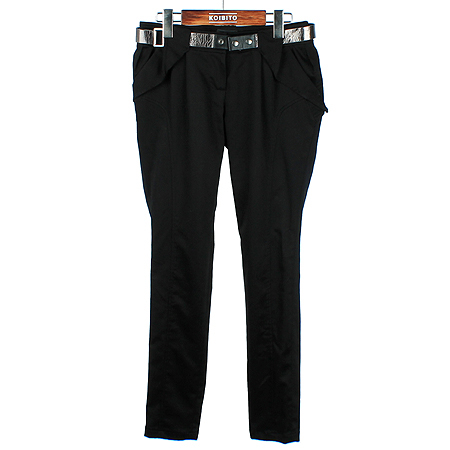 �����  ����