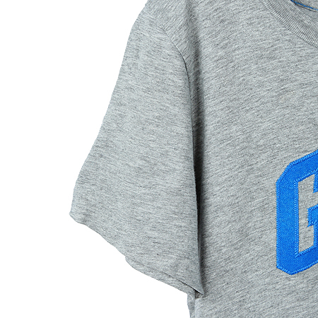 GAP(��) �Ƶ��� �׷����÷� ���� Ƽ �̹���4 - ���̺��� �߰���ǰ