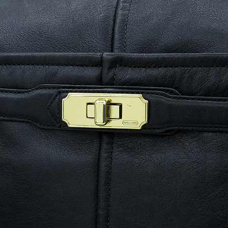 Coach(��ġ) 17816 ���� ���� ÿ�þ� ȣ�� ����� �̹���4 - ���̺��� �߰���ǰ