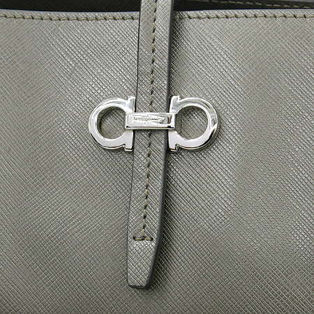 Ferragamo(��󰡸�) 21 B949 ��ũ �ǹ� ��Ż�� ���ǾƳ� ���� ��ġ�Ϸΰ� ��Ʈ�� �̹���3 - ���̺��� �߰���ǰ