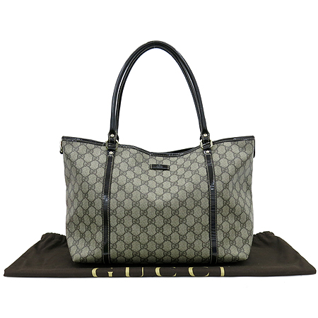 ����  �����