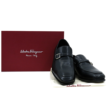 Ferragamo(󰡸) GERY  ÷  