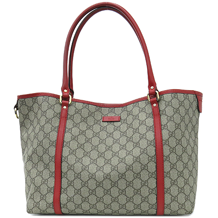 ����  �����