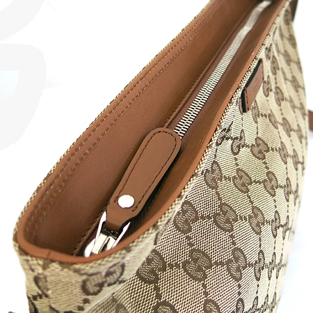 Gucci(����) 337598 GG�ΰ� �ڰ��� ���� ���� Ʈ���� �޽��� ũ�ν��� [�ϻ����] �̹���4 - ���̺��� �߰���ǰ