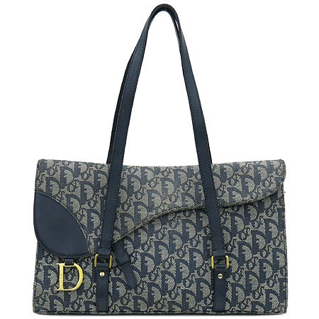 ���  �����