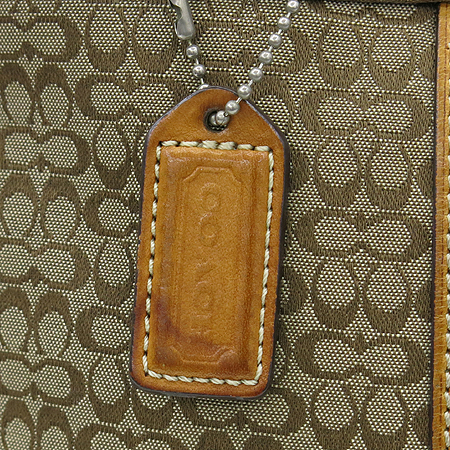 Coach(��ġ) �ñ׳��� �ڰ��� �ٿ뵵 ��Ʈ�� �̹���4 - ���̺��� �߰���ǰ